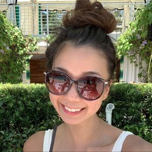 Meet your Posher, Min hee